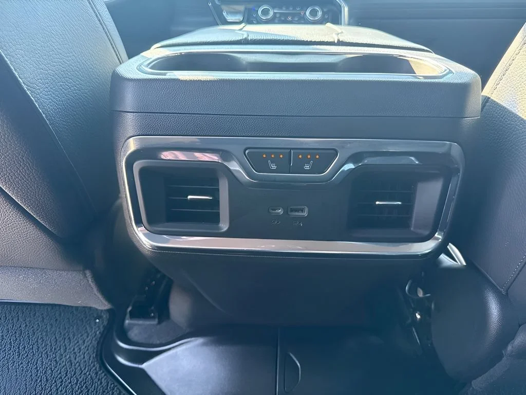 Used 2023 Onyx Black GMC Denali image 14