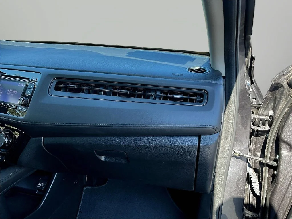 Used 2022 Gray Honda LX image 27