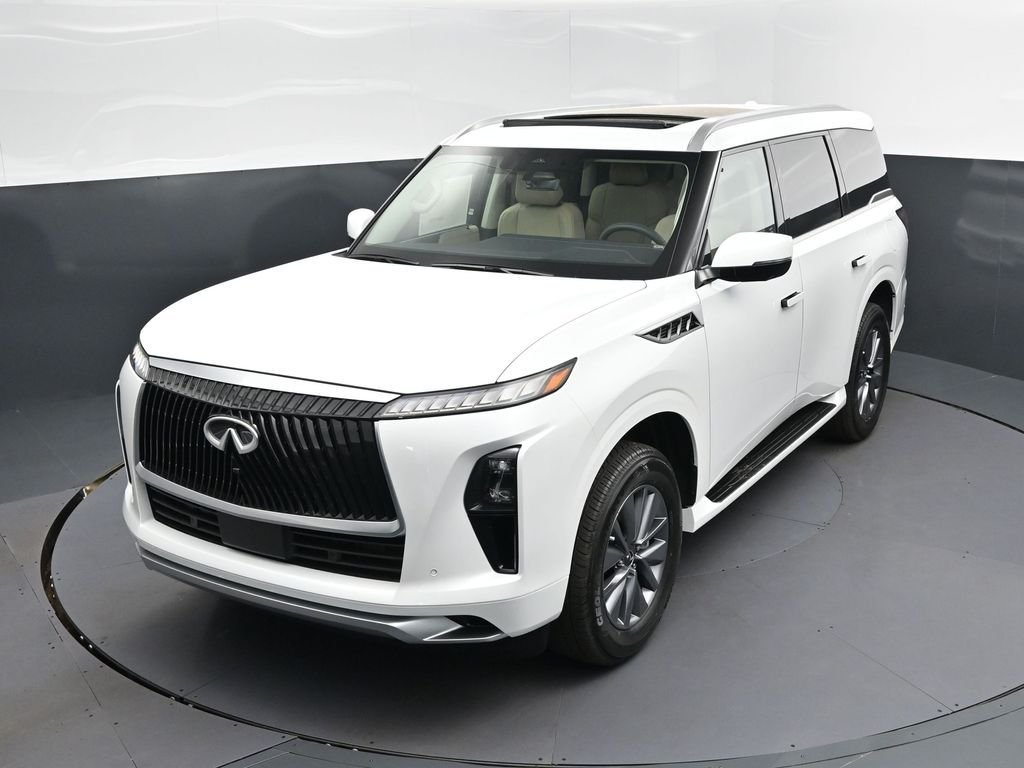 New 2026 RADIANT WHITE INFINITI Pure 2WD image 33