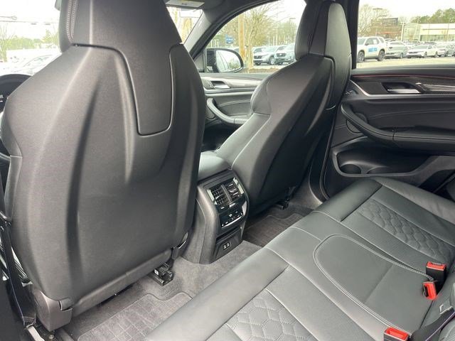 Used 2023 Dark Graphite Metallic BMW Base image 23