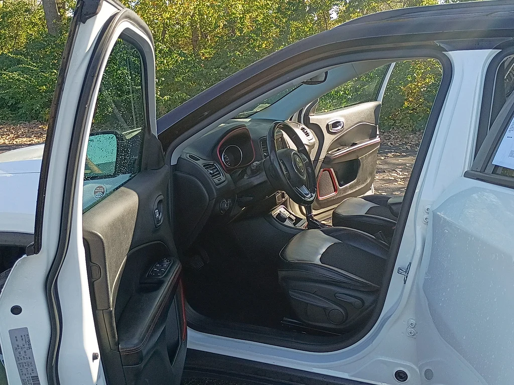 2019 Jeep Compass Trailhawk, photo 11 of 12