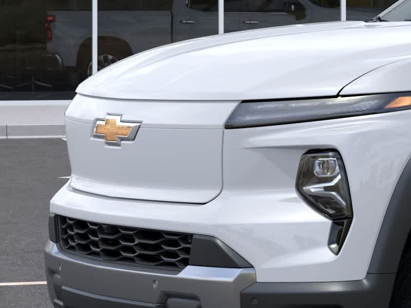 New 2026 Summit White Chevrolet LT - Standard Range image 13
