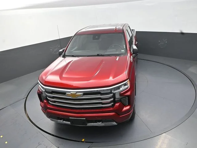 Used 2023 Red Chevrolet High Country image 13