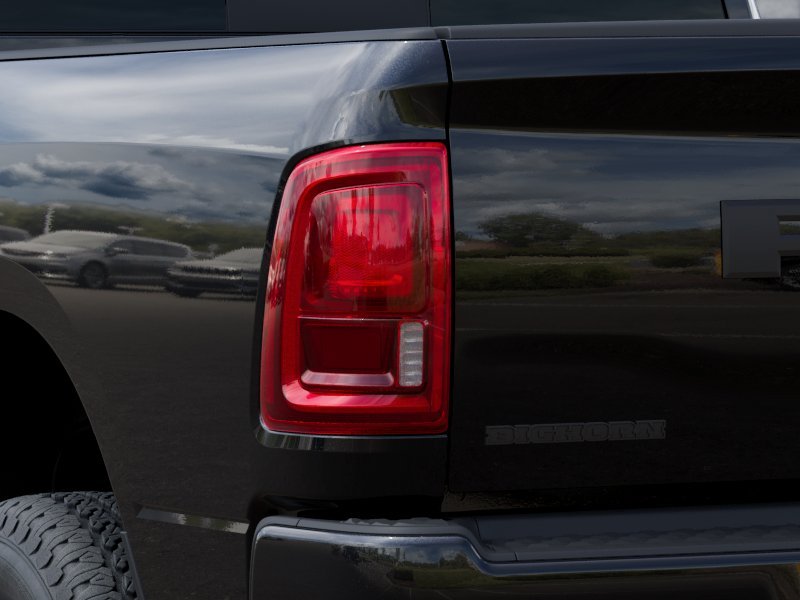 New 2026 Diamond Black Crystal Pearl-Coat Exterior Paint RAM Big Horn image 5