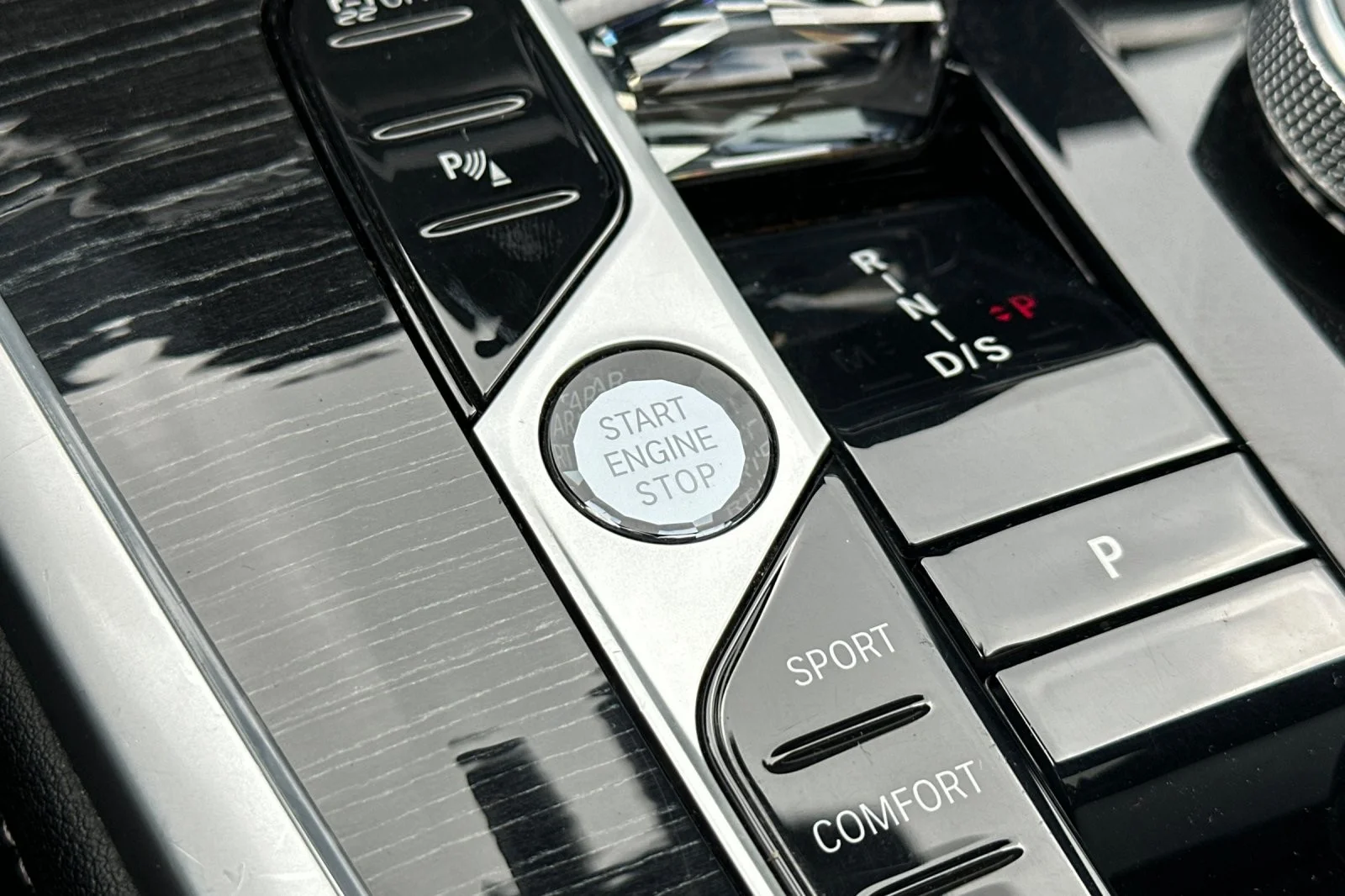 Used 2023 Brooklyn Grey Metallic BMW xDrive40i image 22