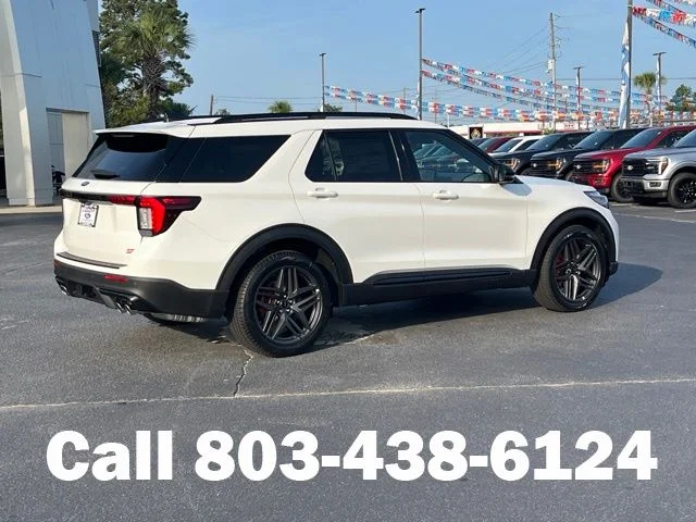 New 2026 Star White Metallic Tri-Coat Ford ST image 3