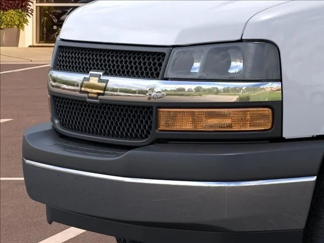 New 2026 White Chevrolet Work Van image 13