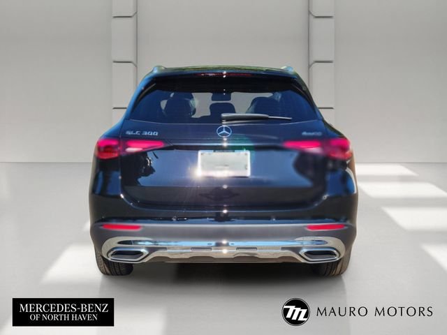 Used 2027 Black Mercedes-Benz GLC 300 image 4