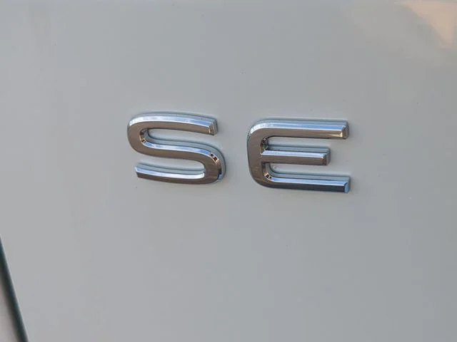2026 Volkswagen Atlas SE w/Tech - Photo 11