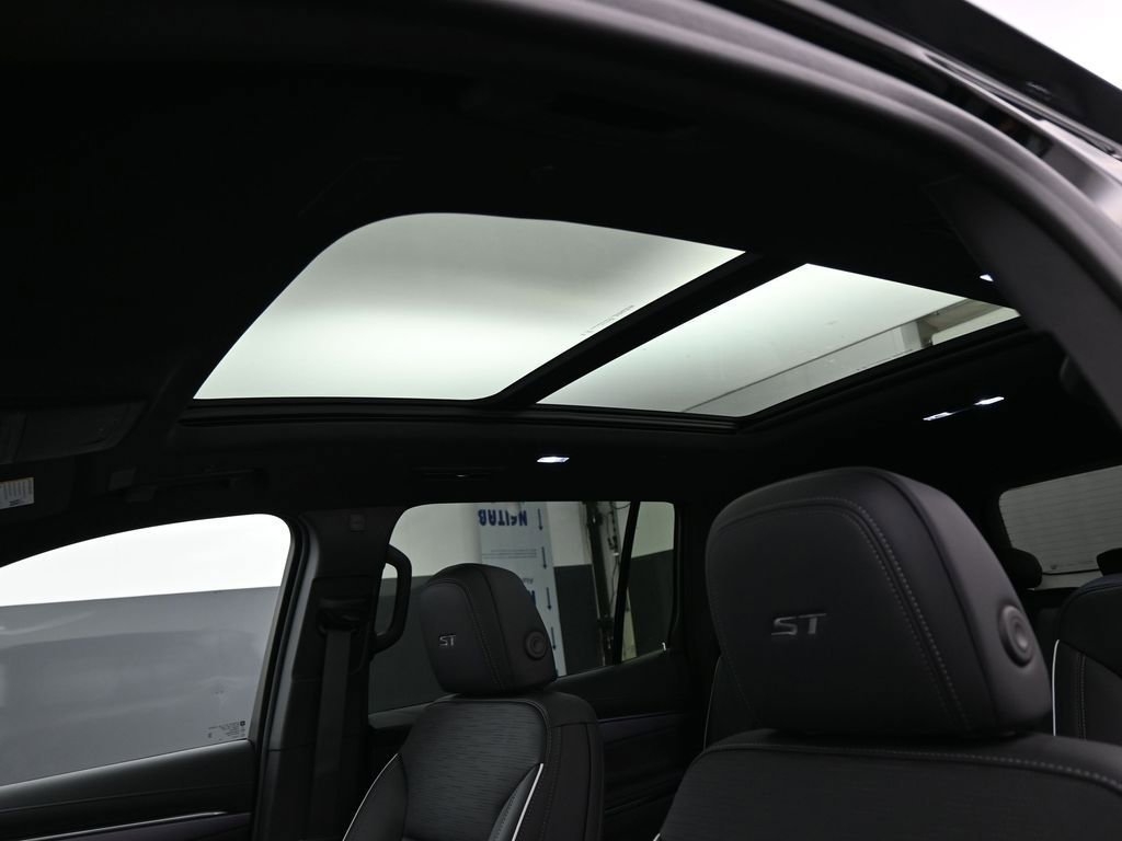 2026 Buick Enclave Sport Touring - Photo 22