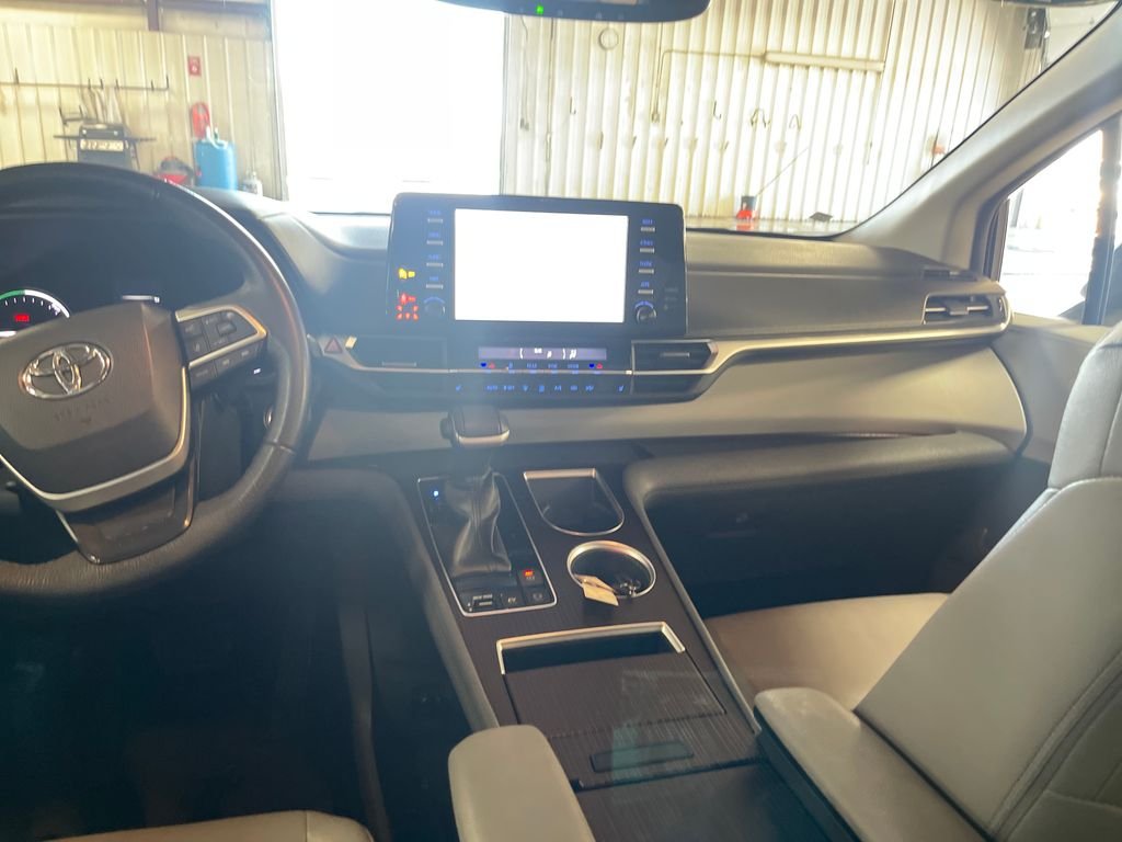 Used 2023 Beige Toyota XLE image 17