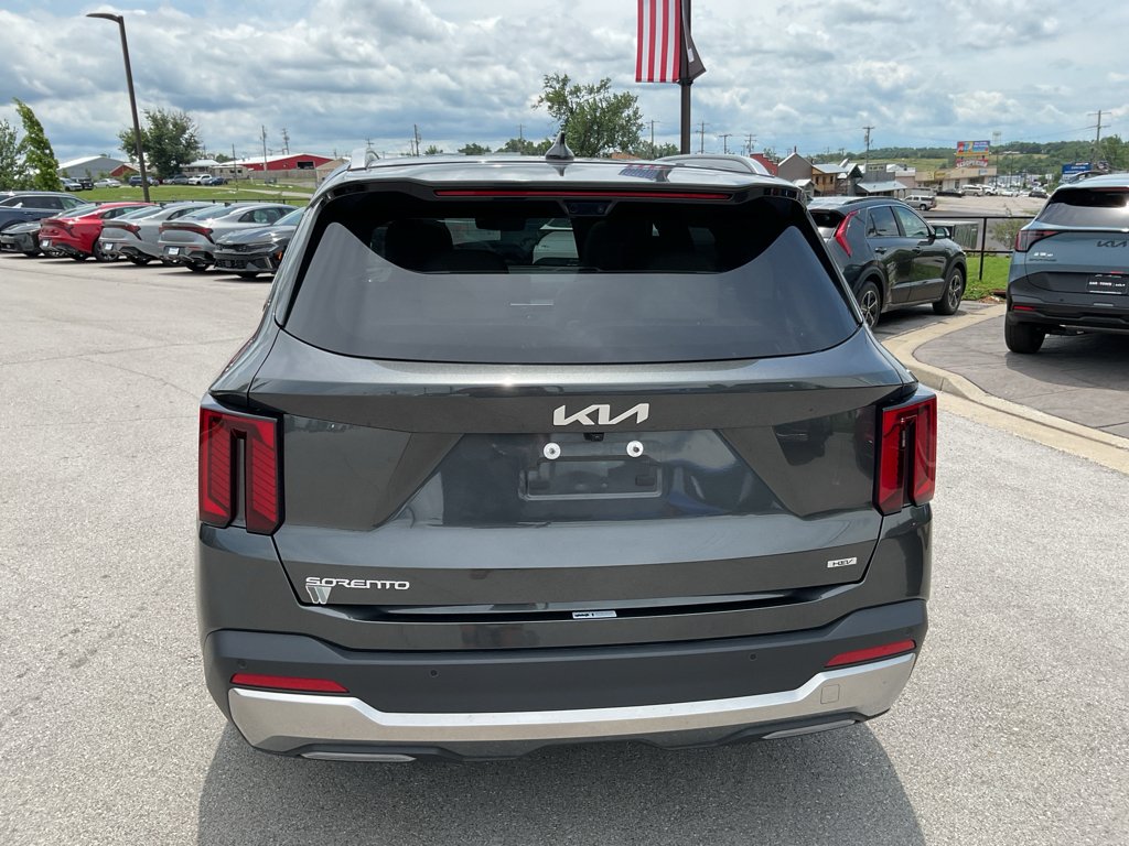Certified Used 2025 Interstellar Gray Kia SX Prestige image 9