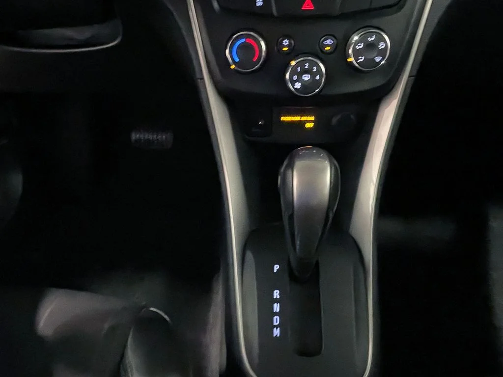 Used 2021 Gray Chevrolet LT image 30