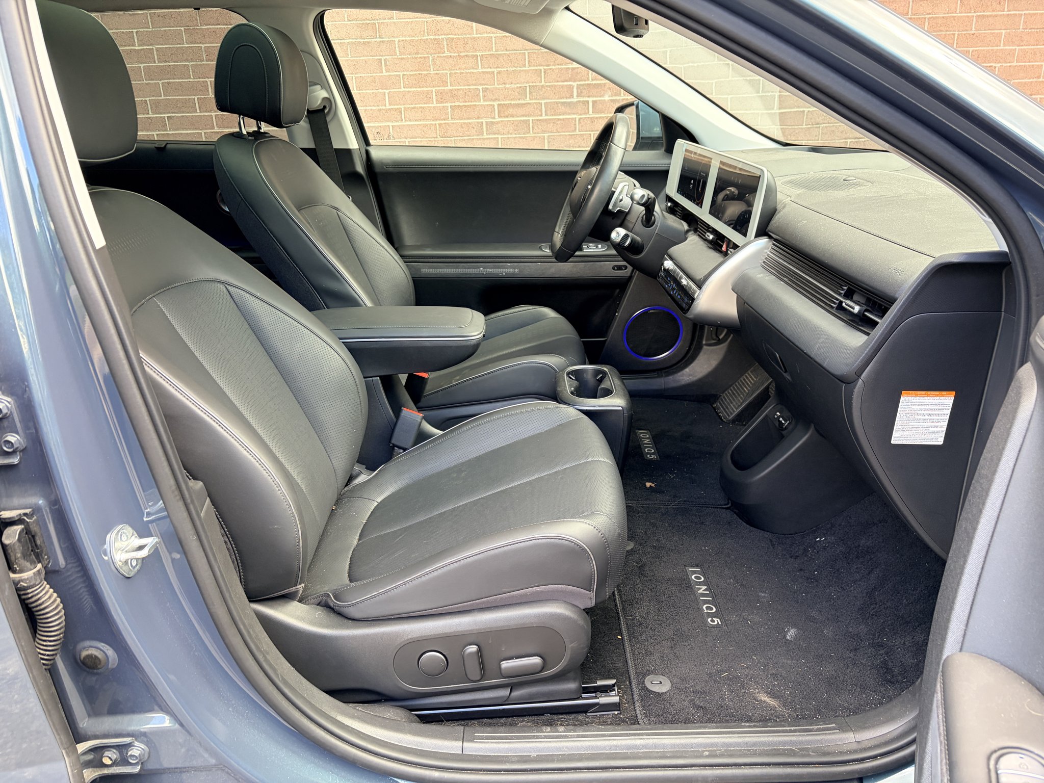 Used 2023 Digital Teal Hyundai Limited image 16