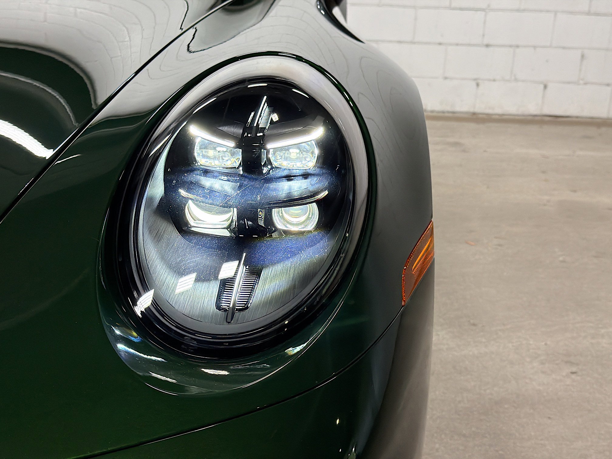 Certified Used 2026 Oak Green Metallic Neo Porsche Carrera T image 10