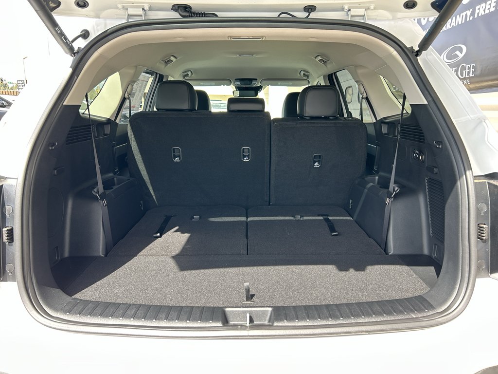 New 2026 Glacial White Pearl Kia EX image 14