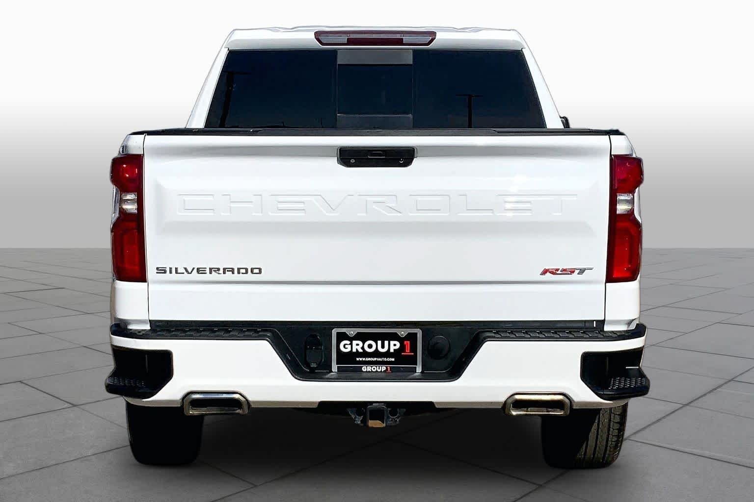 Used 2019 Summit White Chevrolet RST image 5