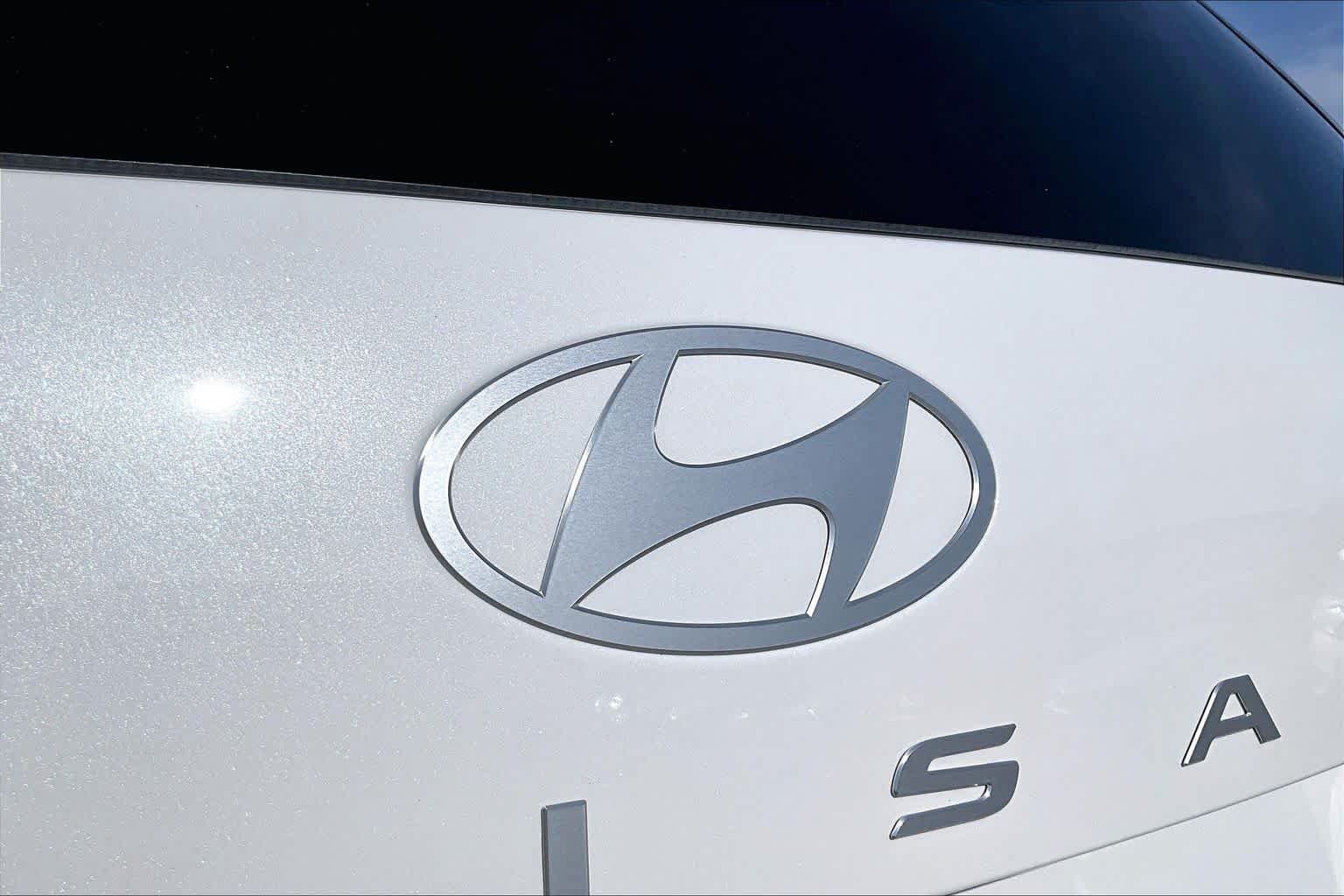 Certified Used 2026 Creamy White Pearl Hyundai Calligraphy image 31