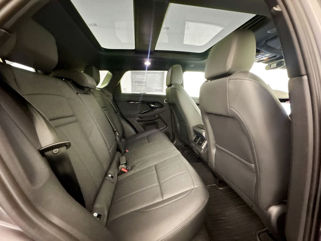 New 2026 Eiger Grey Land Rover Core S image 27