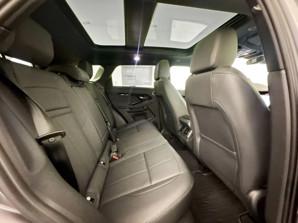 New 2026 Eiger Grey Land Rover Core S image 27