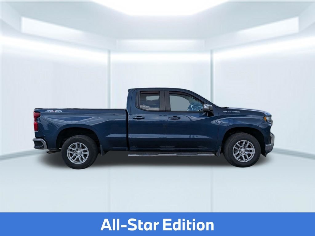 Used 2019 Blue Chevrolet LT image 6