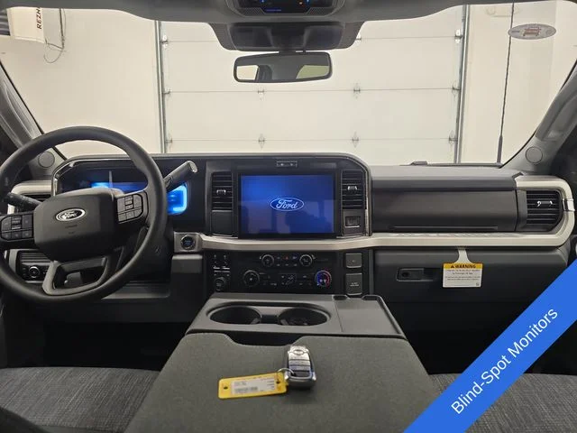 New 2026 Avalanche Ford F-350® XLT image 16