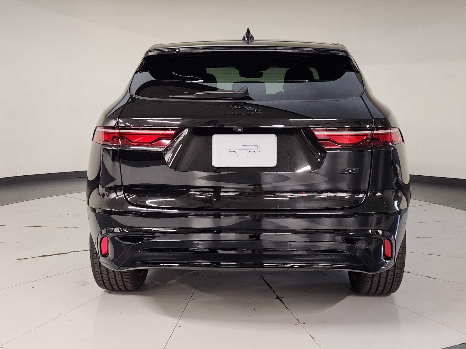 2026 Jaguar F-Pace R-Dynamic S - Photo 10