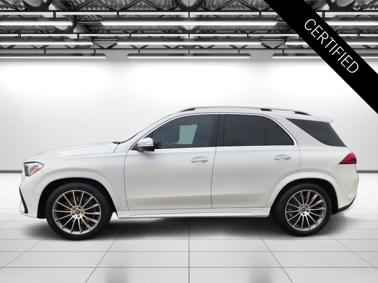 Certified Used 2026 MANUFAKTUR Moonlight White Metallic Mercedes-Benz GLE 450 image 6