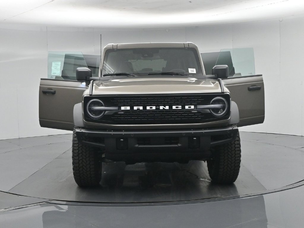 New 2026 Marsh Gray Ford Badlands image 31