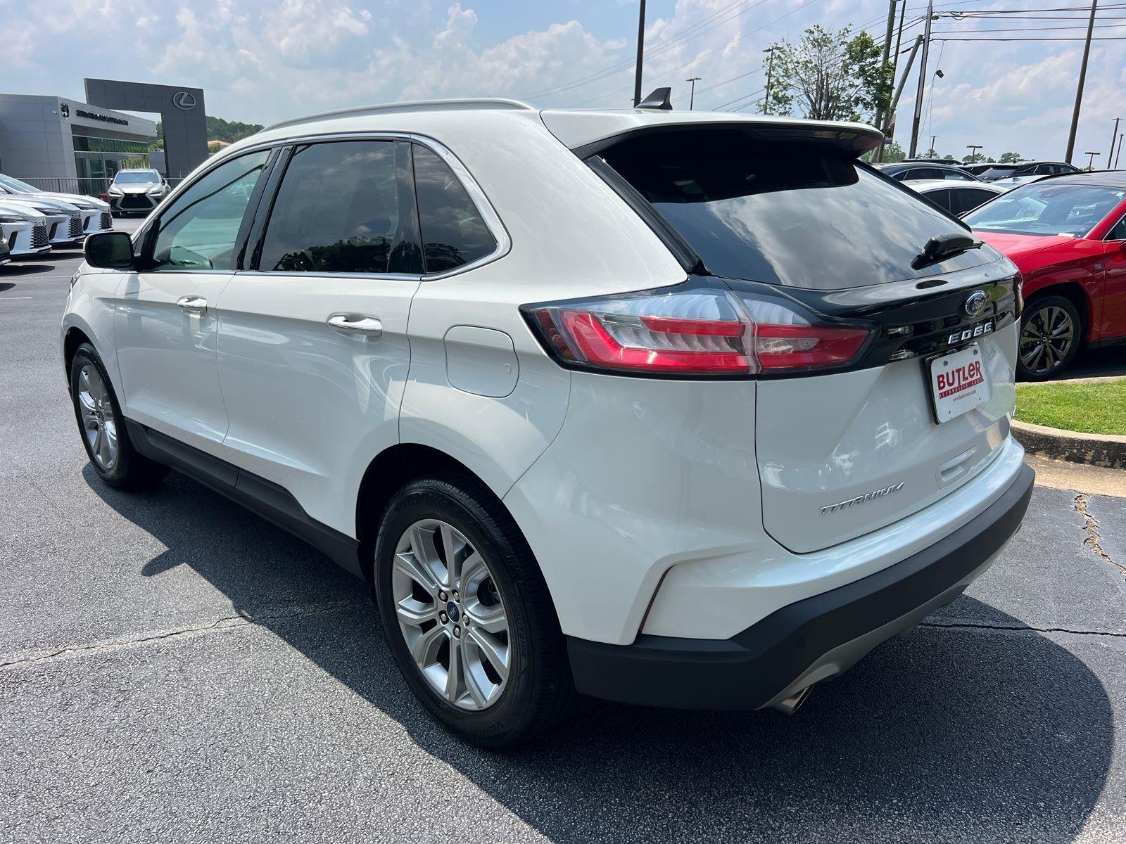 Used 2022 Star White Metallic Tri-Coat Ford Titanium image 7
