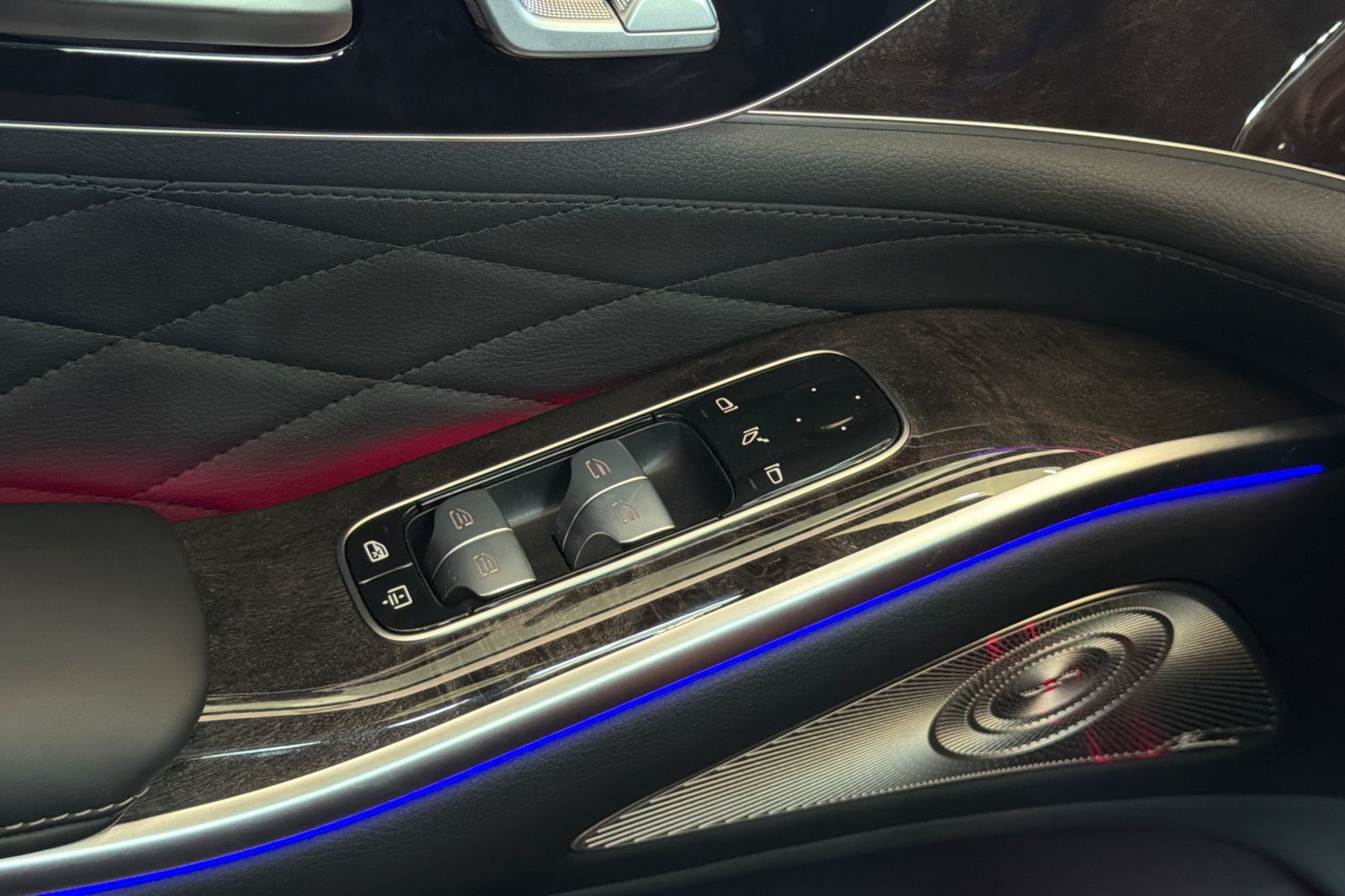 New 2027 Black Mercedes-Benz S 580 image 24