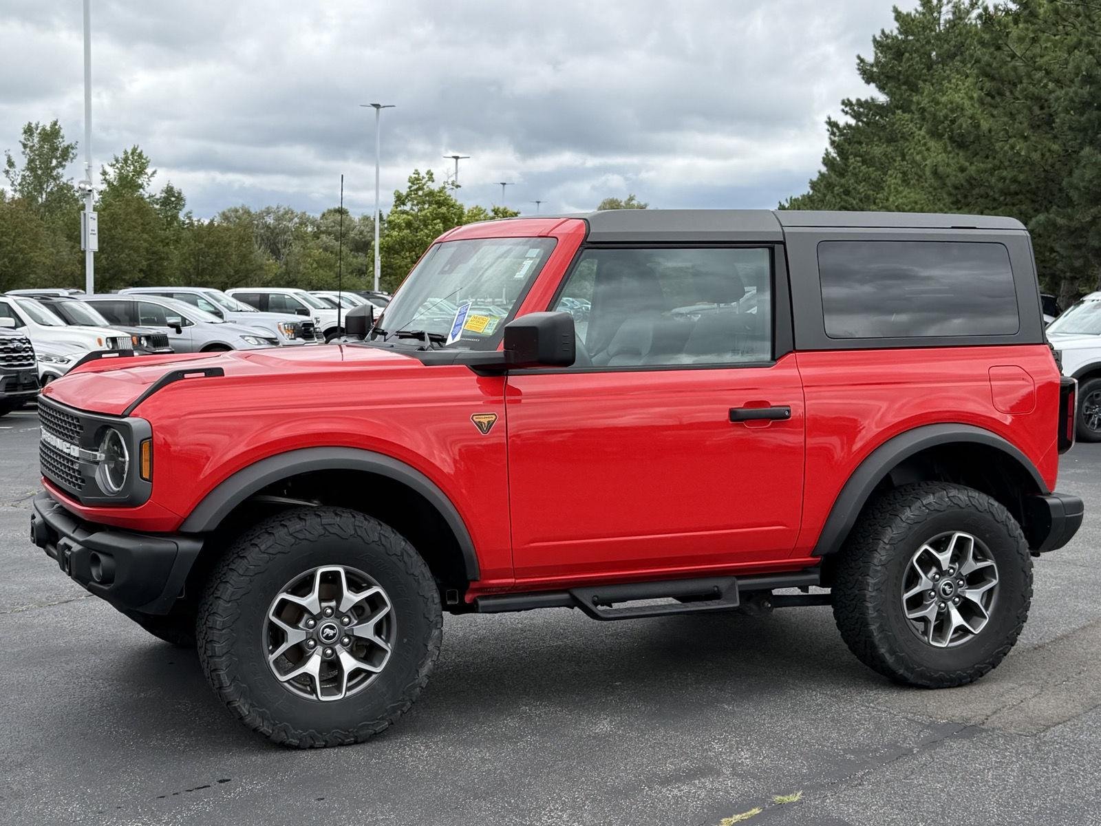 Used 2023 Race Red Ford Badlands Advanced image 6
