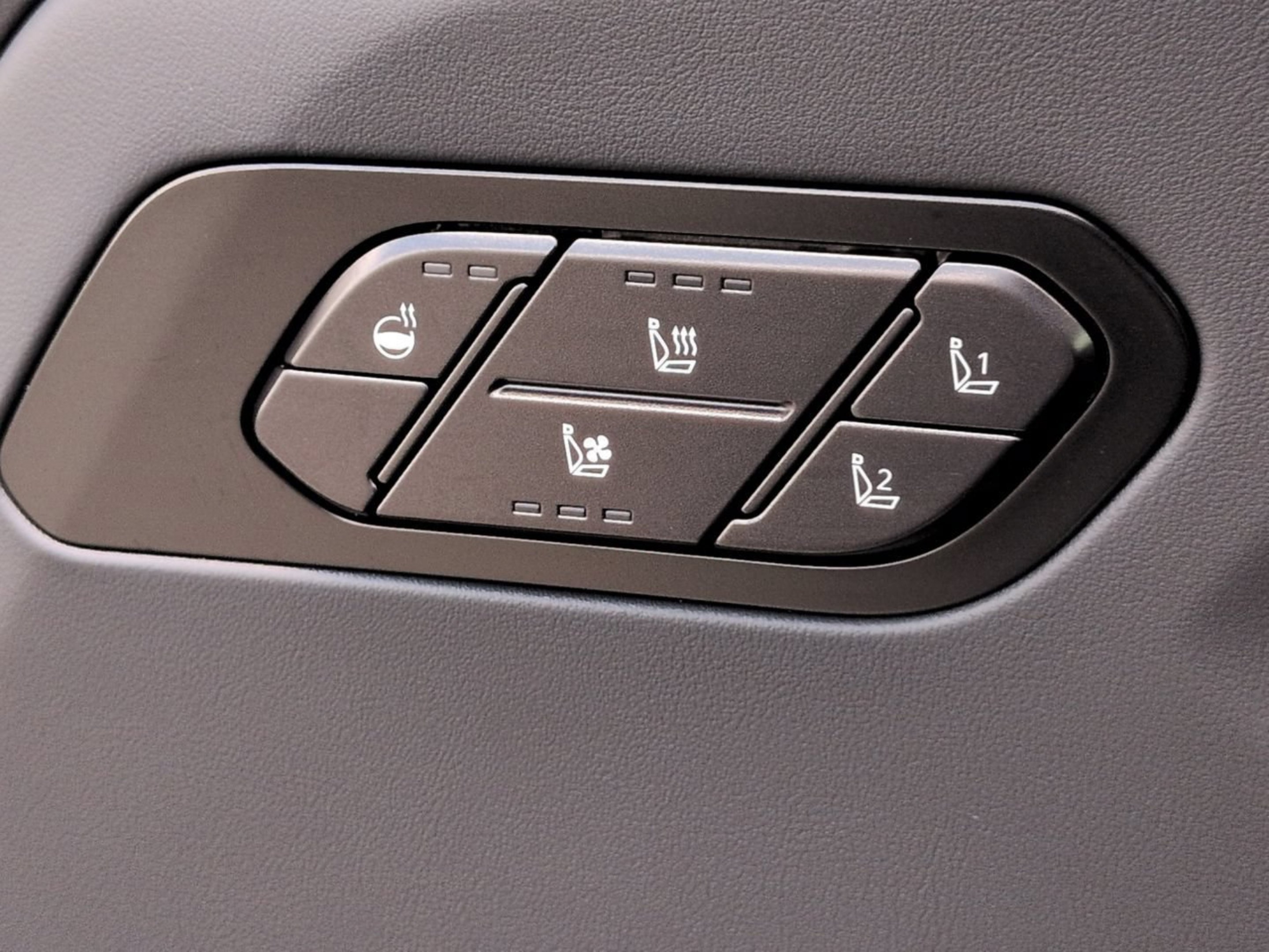 New 2027 Ebony Black Kia X-Line SX image 37