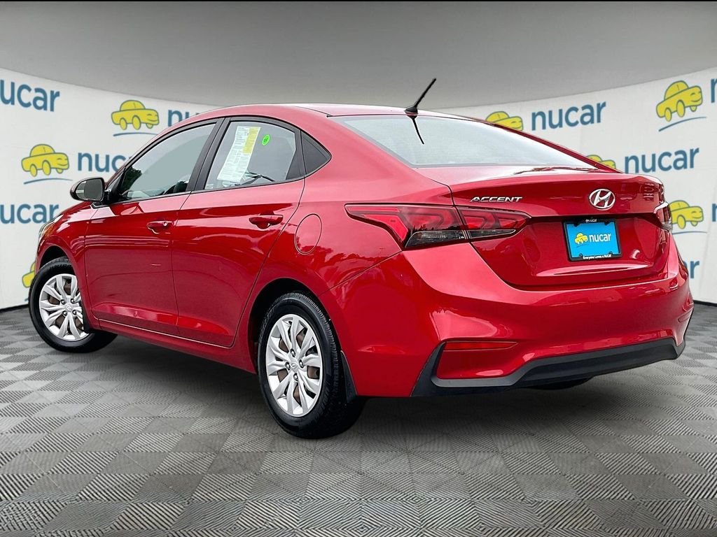 Used 2019 Pomegranate Red Metallic Hyundai SE image 4