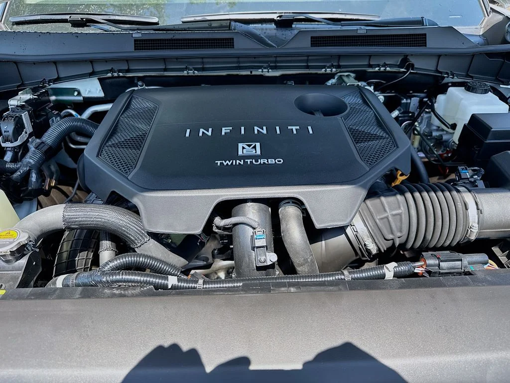 New 2026 RADIANT WHITE INFINITI Luxe 4WD image 33