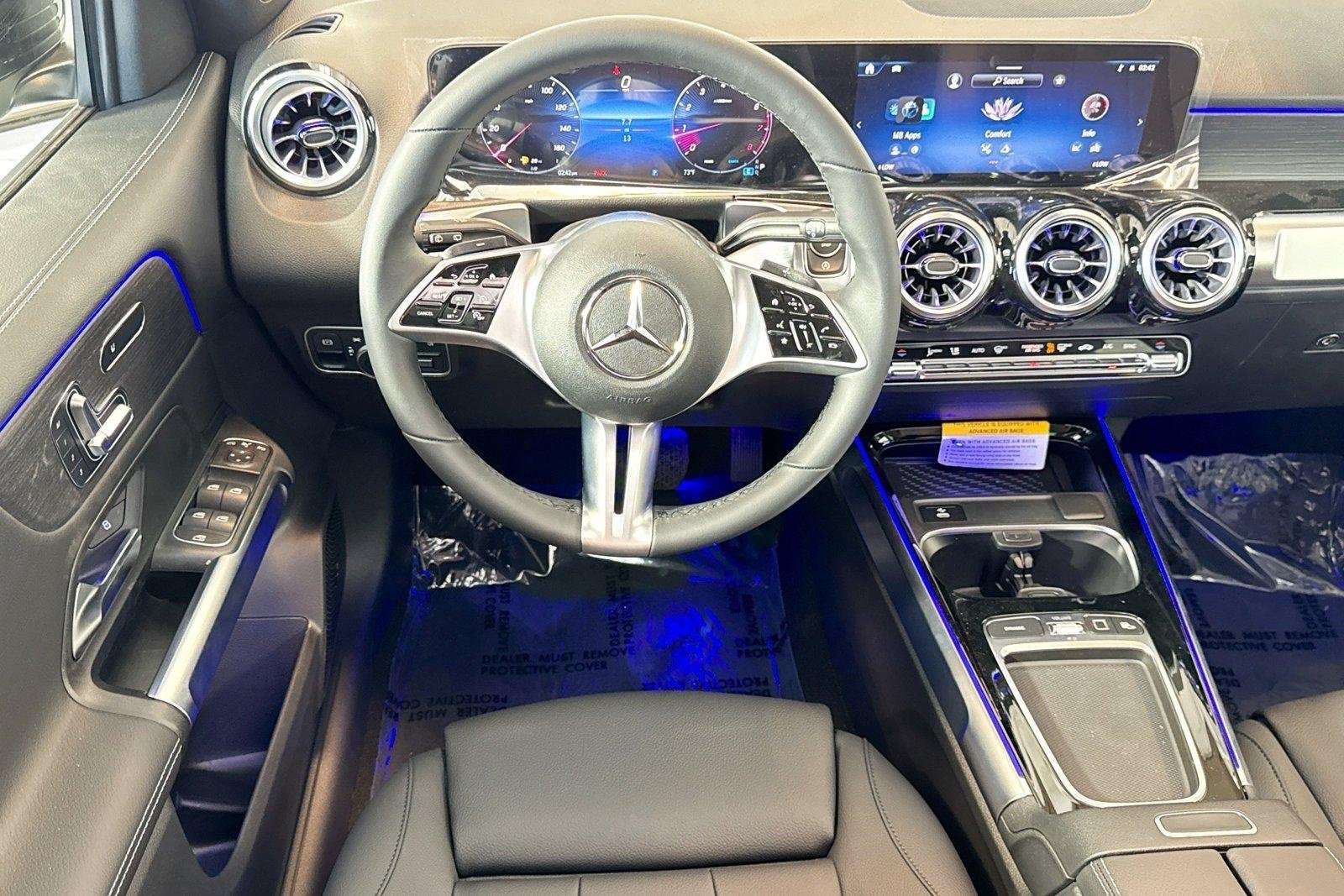 New 2026 Night Black Mercedes-Benz GLB 250 image 20