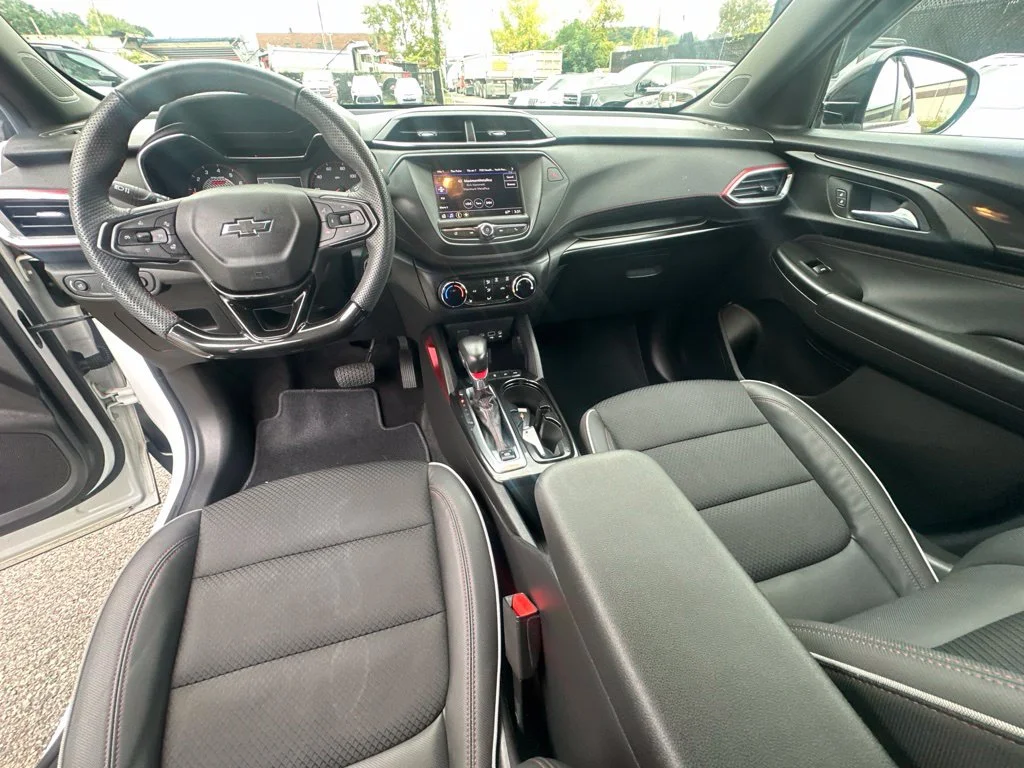 Used 2023 White Chevrolet RS image 25