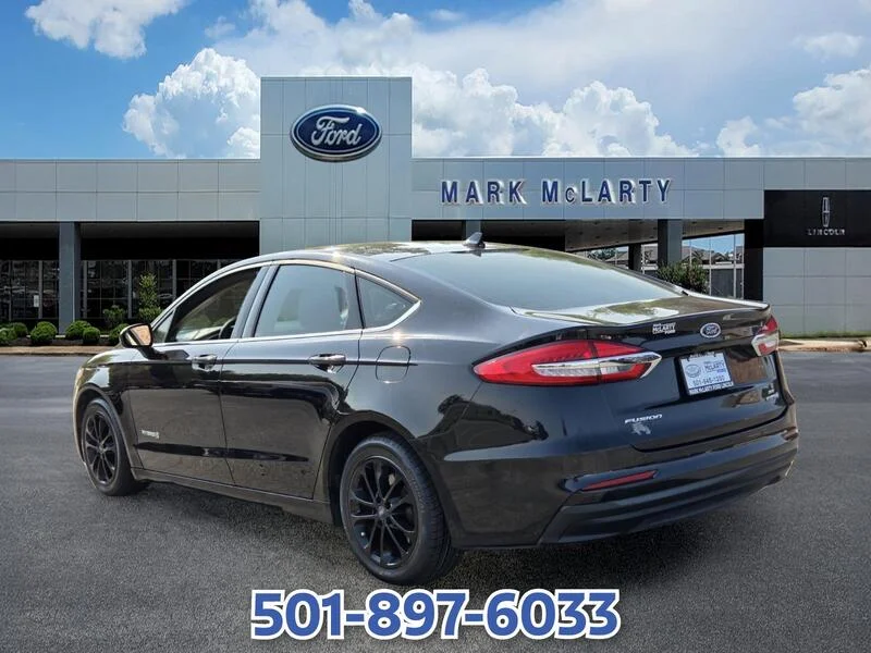 Used 2019 Black FORD SE FWD image 3