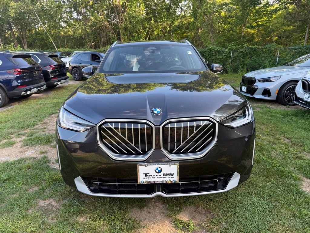 New 2026 Dark Graphite Metallic BMW 30 xDrive image 2
