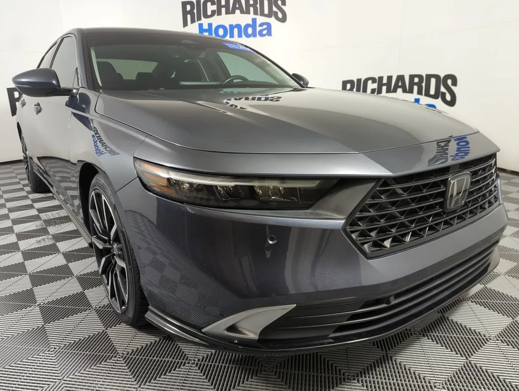 Certified Used 2024 Meteorite Gray Metallic Honda HYBRID TRG image 39