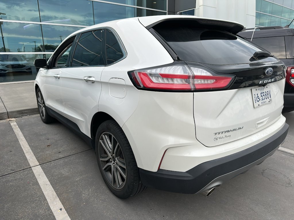 Used 2023 Star White Metallic Tri-Coat Ford Titanium image 5