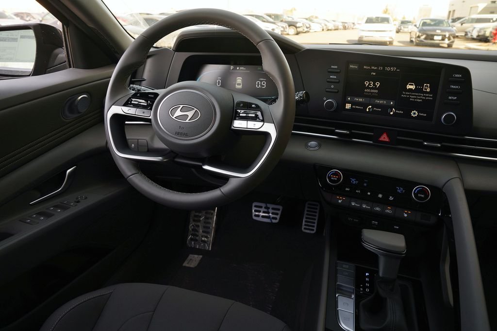 New 2026 Ecotronic Gray Hyundai SEL Sport Premium image 31