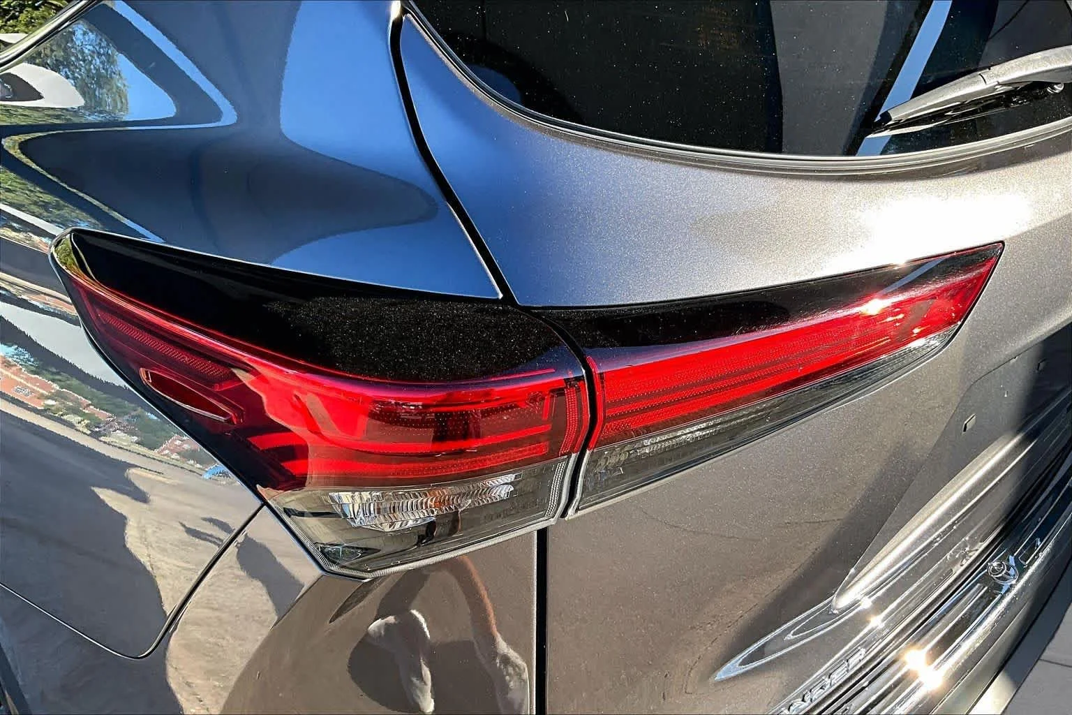 Used 2021 Magnetic Gray Metallic Toyota XLE image 29