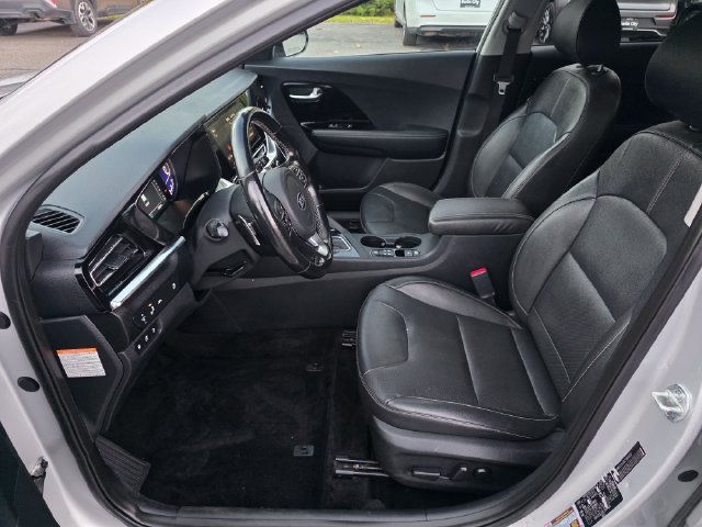 Used 2020 Silky Silver Kia EX Premium image 15