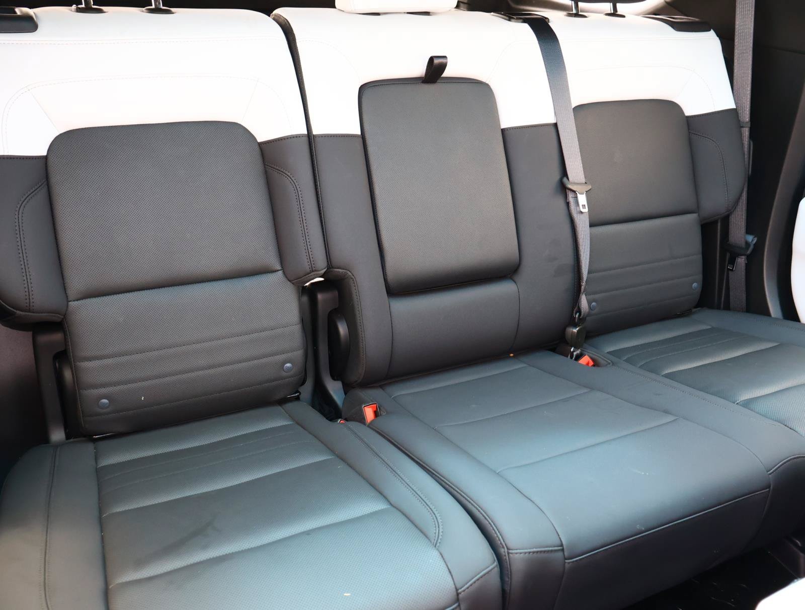 Used 2024 Interstellar White GMC 2X image 20