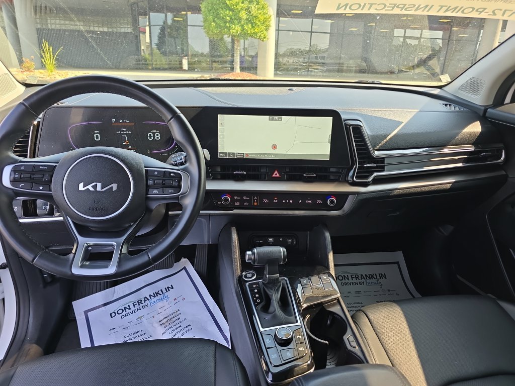 Used 2023 White Kia EX image 17
