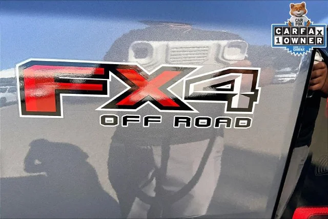 Used 2024 Gray Metallic Ford XLT image 8