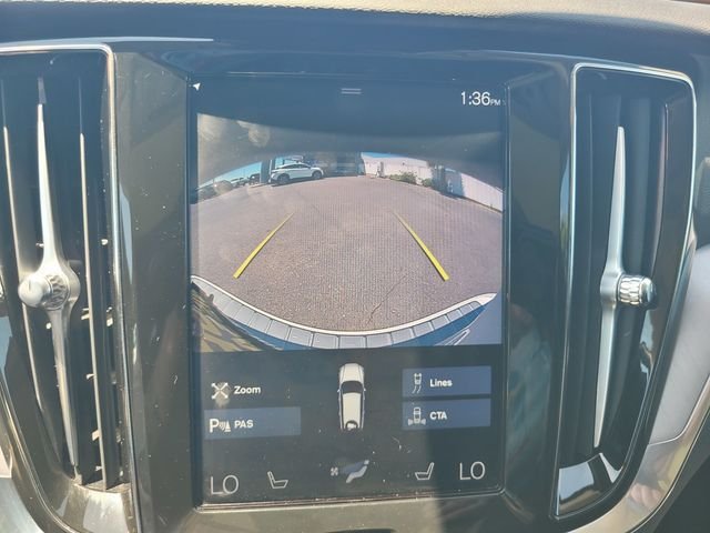Used 2020 White Volvo T5 image 22