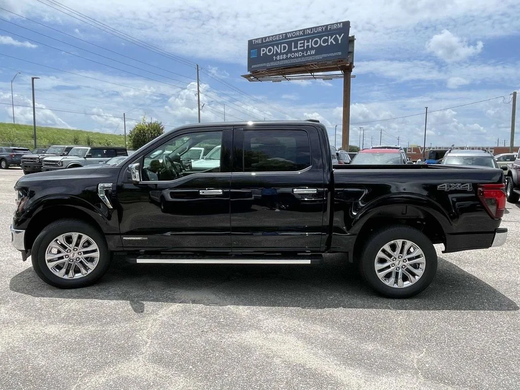 New 2026 Black Ford XLT image 6