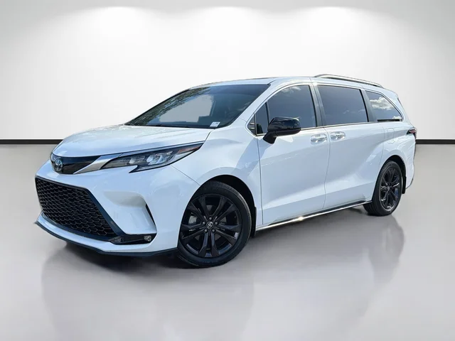 2024 Toyota Sienna XSE